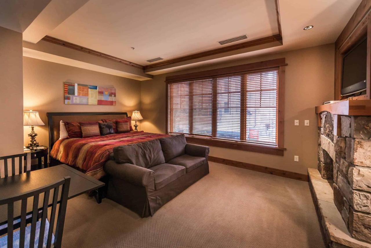 East West Hospitality At Tahoe Truckee Exterior foto