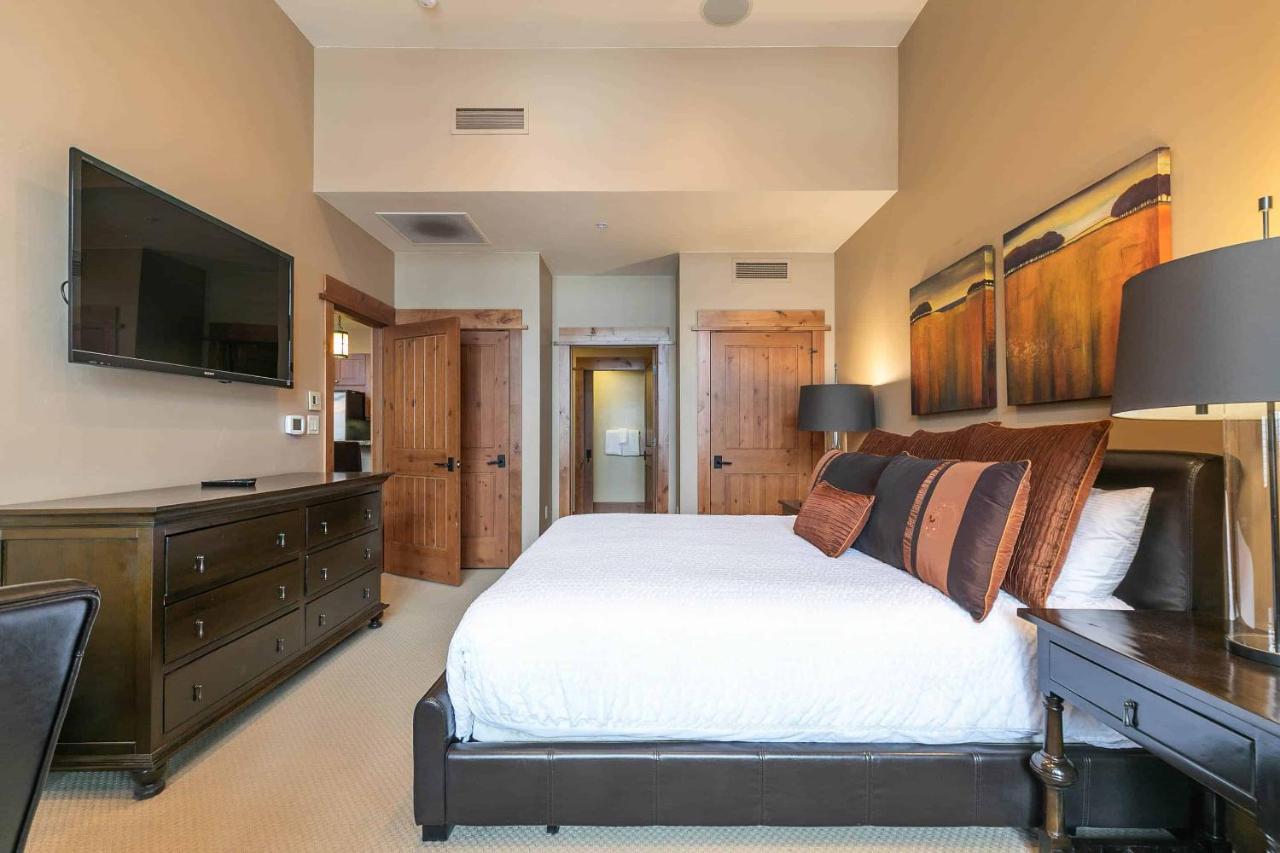 East West Hospitality At Tahoe Truckee Exterior foto