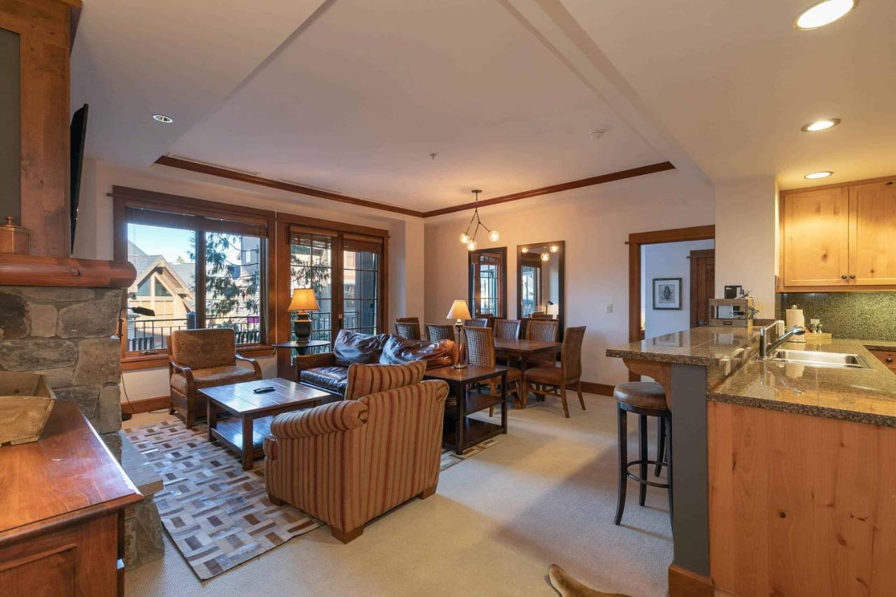 East West Hospitality At Tahoe Truckee Exterior foto