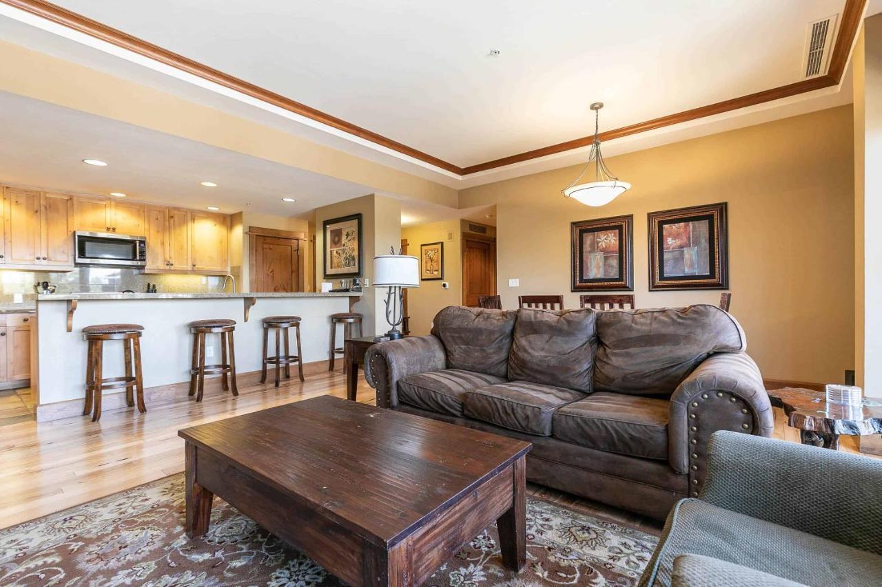 East West Hospitality At Tahoe Truckee Exterior foto