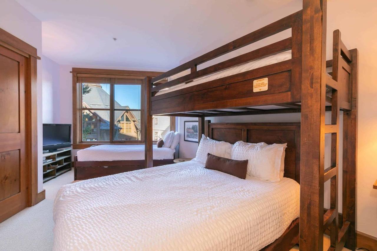 East West Hospitality At Tahoe Truckee Exterior foto